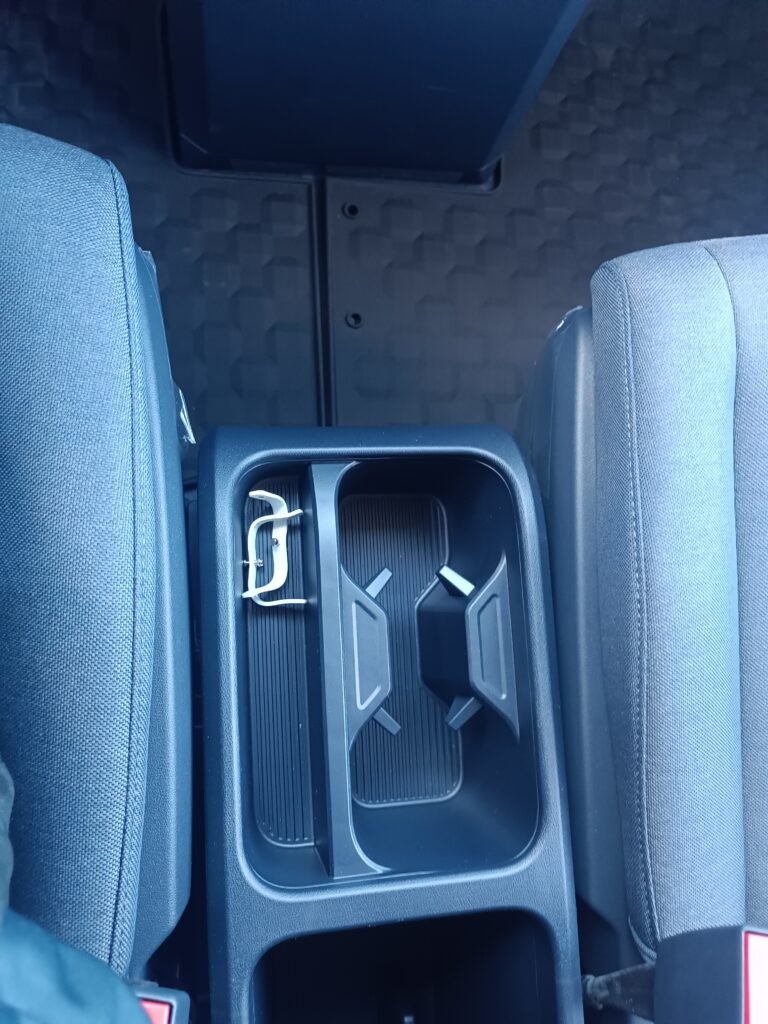 PV5 középső tároló